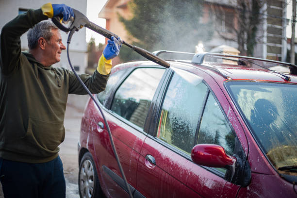 Best Affordable Pressure Washing  in Valrico, FL